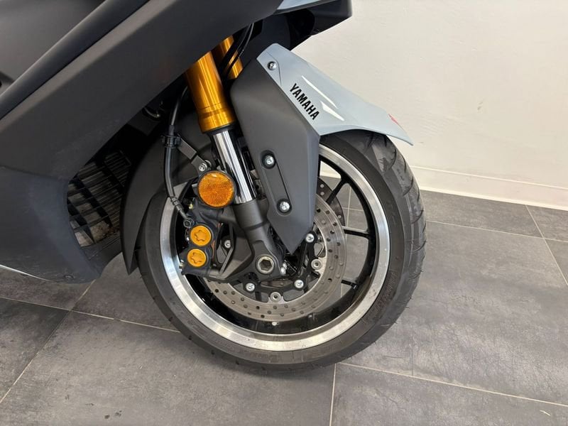 YAMAHA T-Max 560 Tech Abs #9