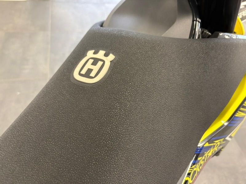 HUSQVARNA Supermoto 701 4T 