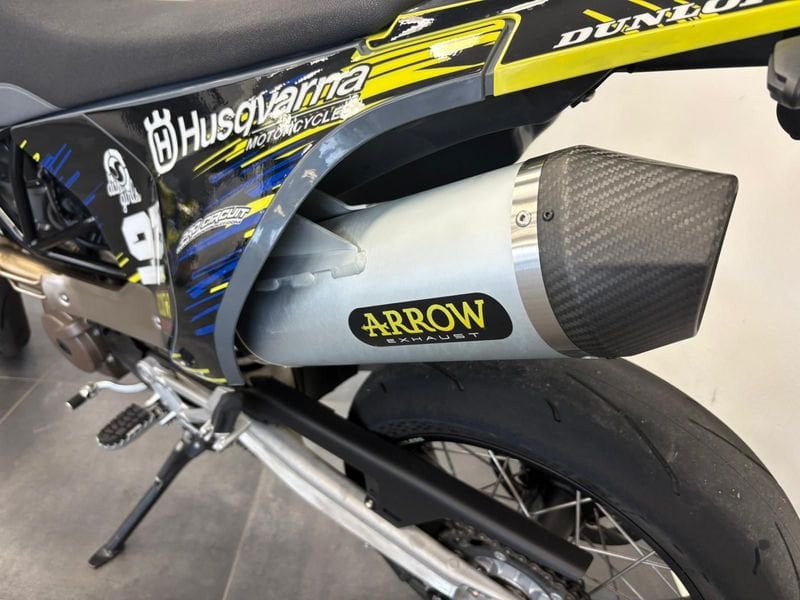 HUSQVARNA Supermoto 701 4T  #4