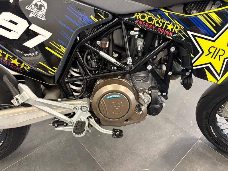 HUSQVARNA Supermoto 701 4T  #9