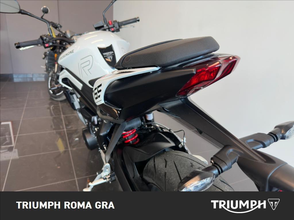 TRIUMPH Street Triple 765 R #7