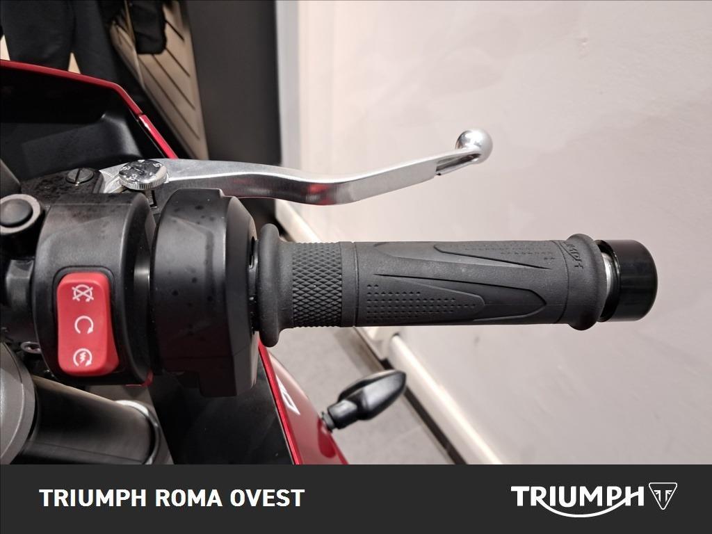 TRIUMPH Daytona 660 Abs