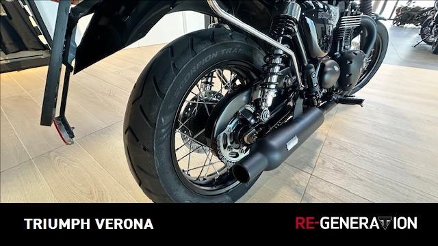 TRIUMPH Bonneville 900 T100 Black