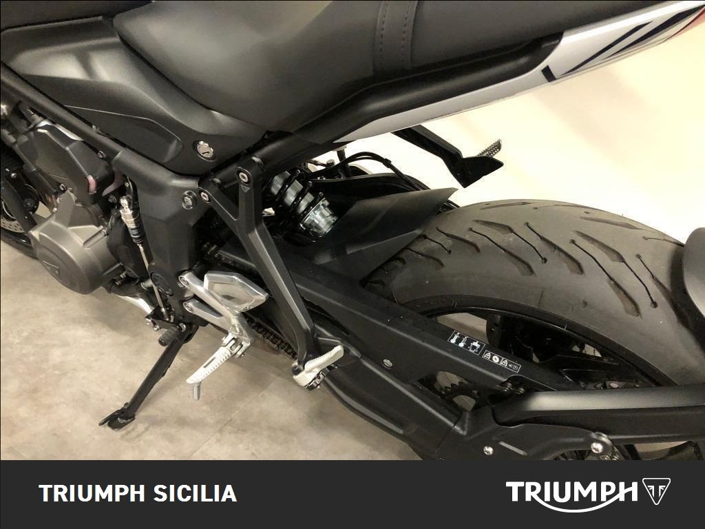TRIUMPH Trident 660 Triple Tribute Abs #8