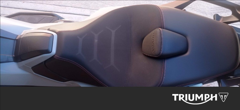 HONDA X-ADV 750 DCT Adventure Abs