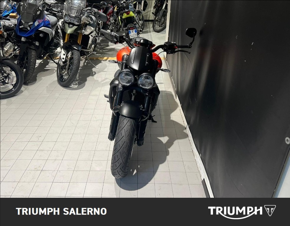 TRIUMPH Rocket III 2500 Storm R