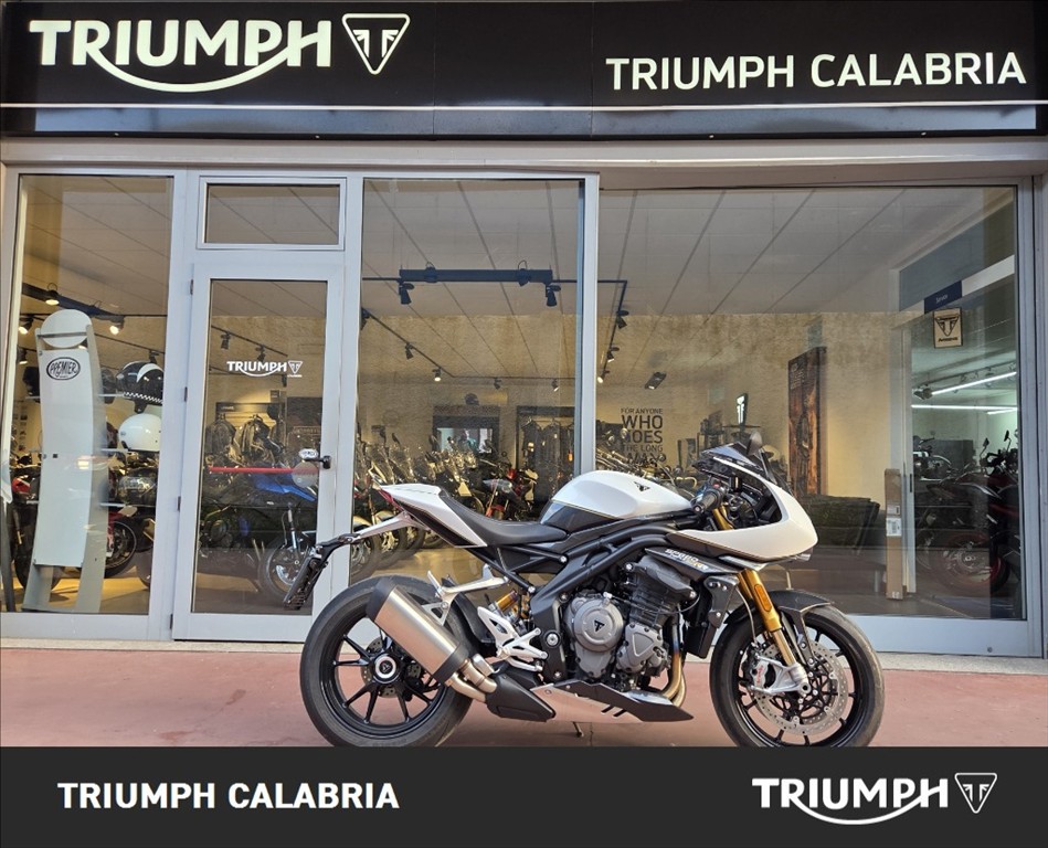 TRIUMPH Speed Triple 1200 RR Abs #1
