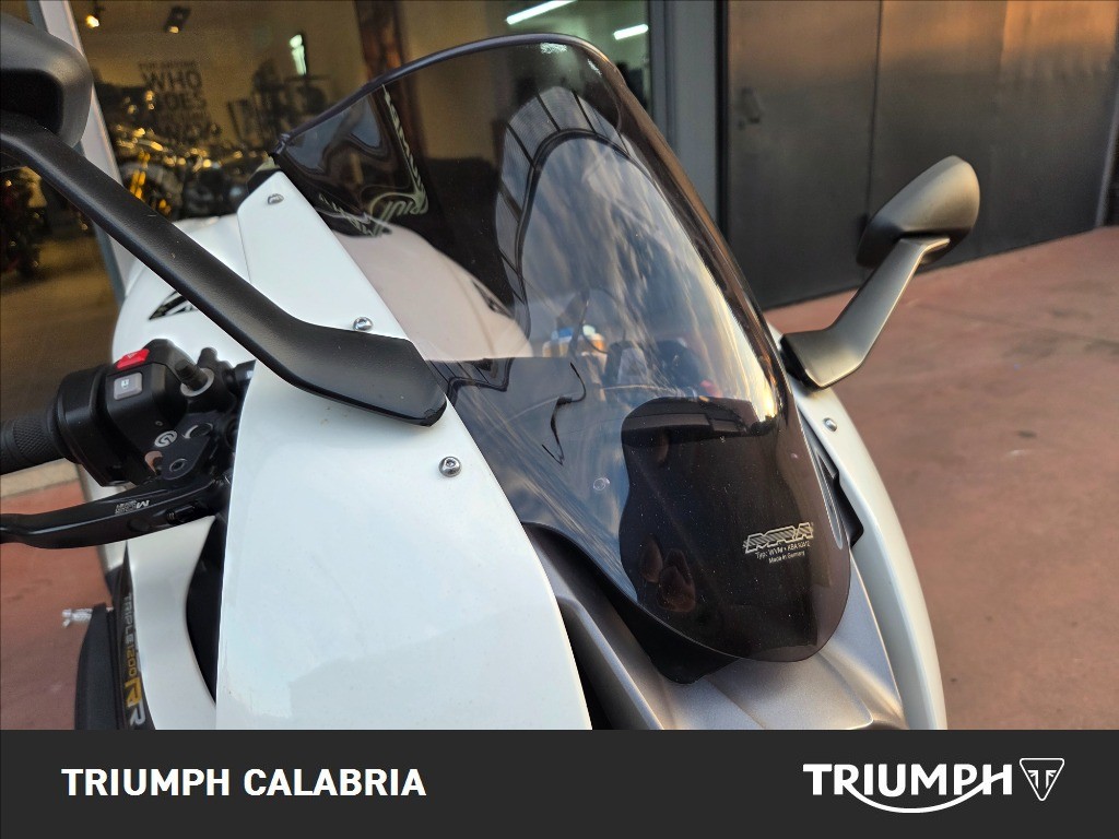 TRIUMPH Speed Triple 1200 RR Abs #8