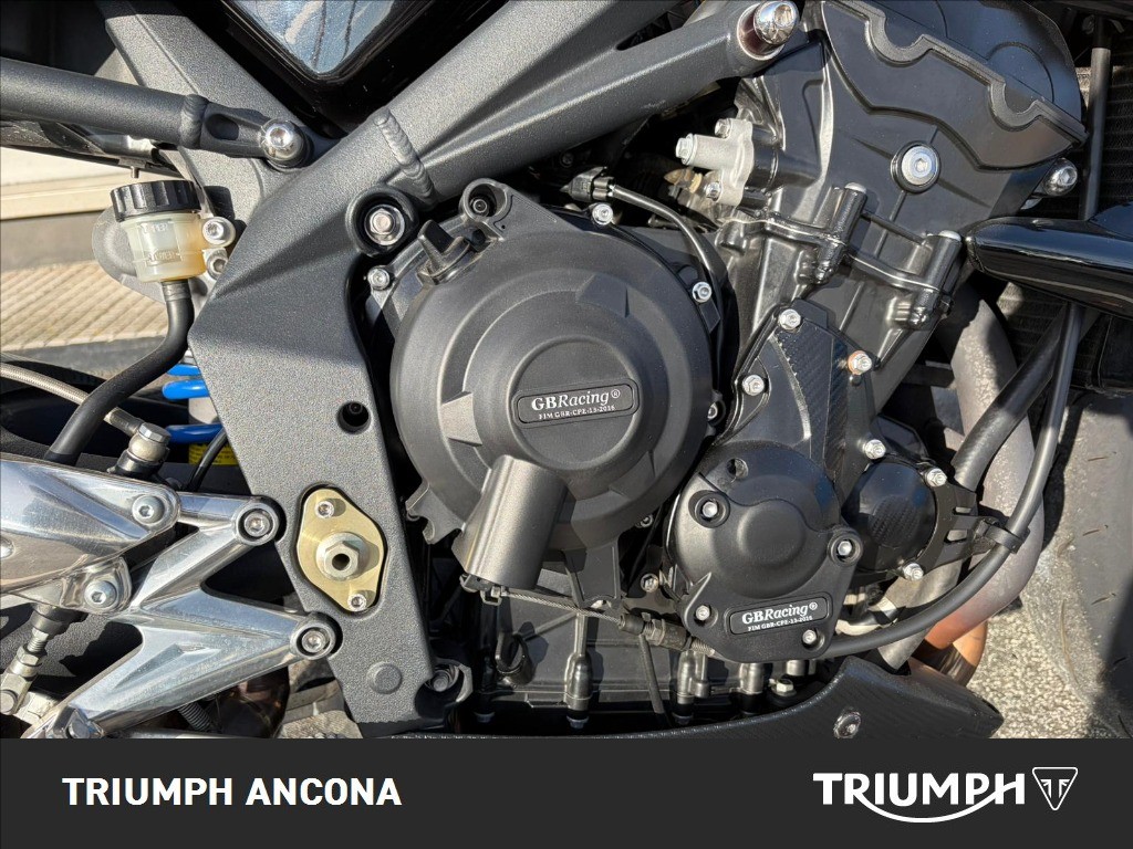 TRIUMPH Street Triple 675 R #2