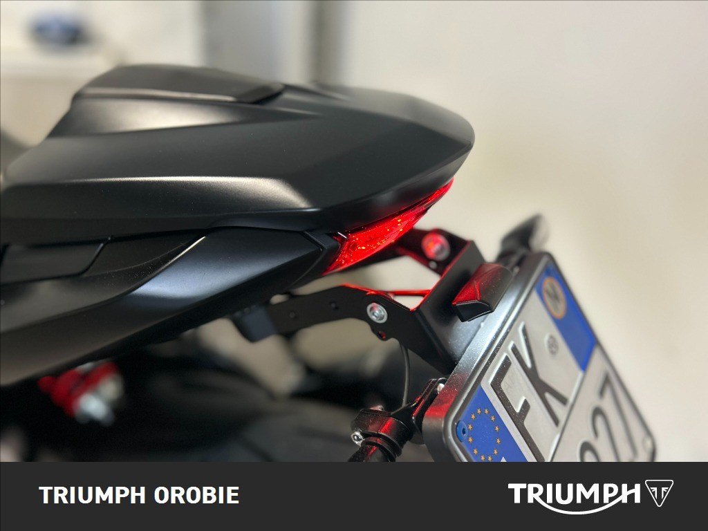 TRIUMPH Daytona 660 dep.A2 Abs