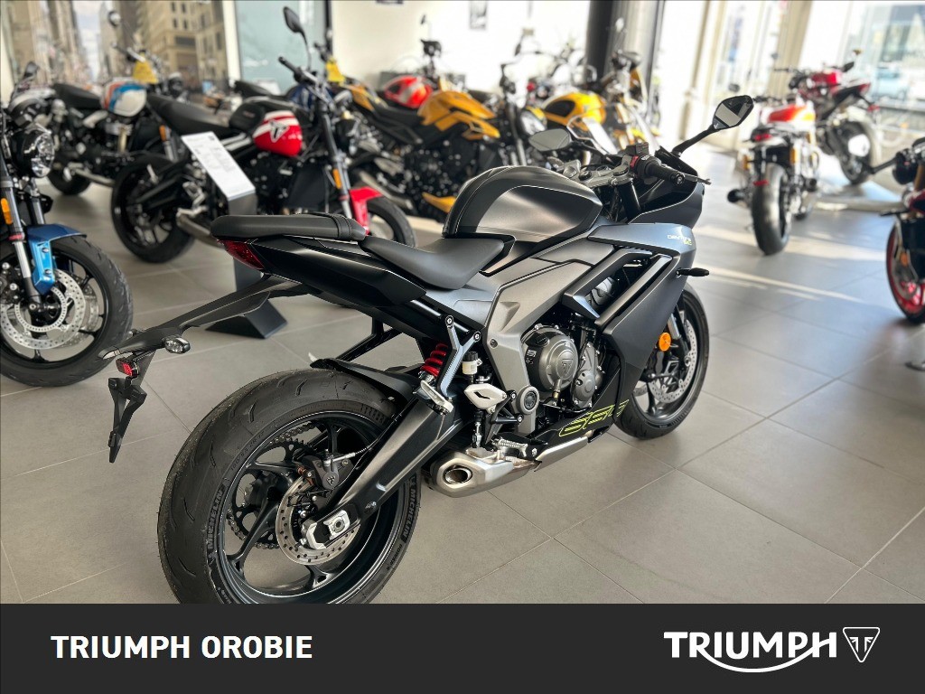 TRIUMPH Daytona 660 Abs #1