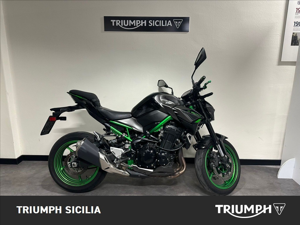 KAWASAKI Z 900 