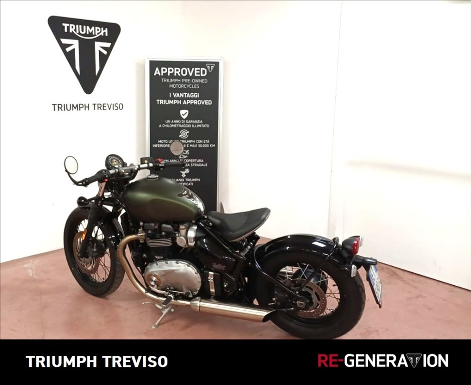 TRIUMPH Bonneville 1200 Bobber E5