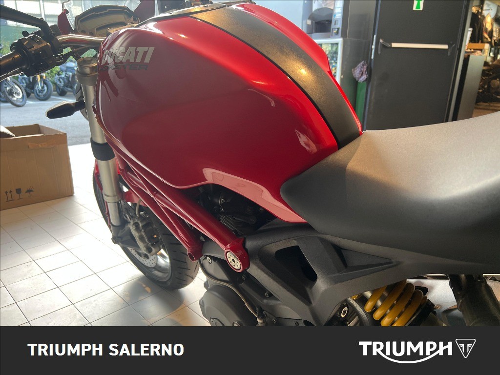 DUCATI Monster 696  #3