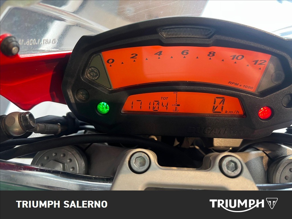 DUCATI Monster 696  #8