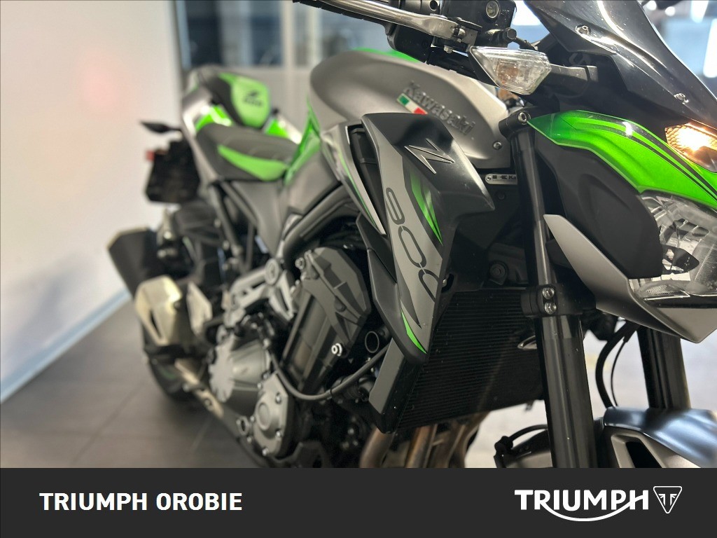 KAWASAKI Z 900  #8