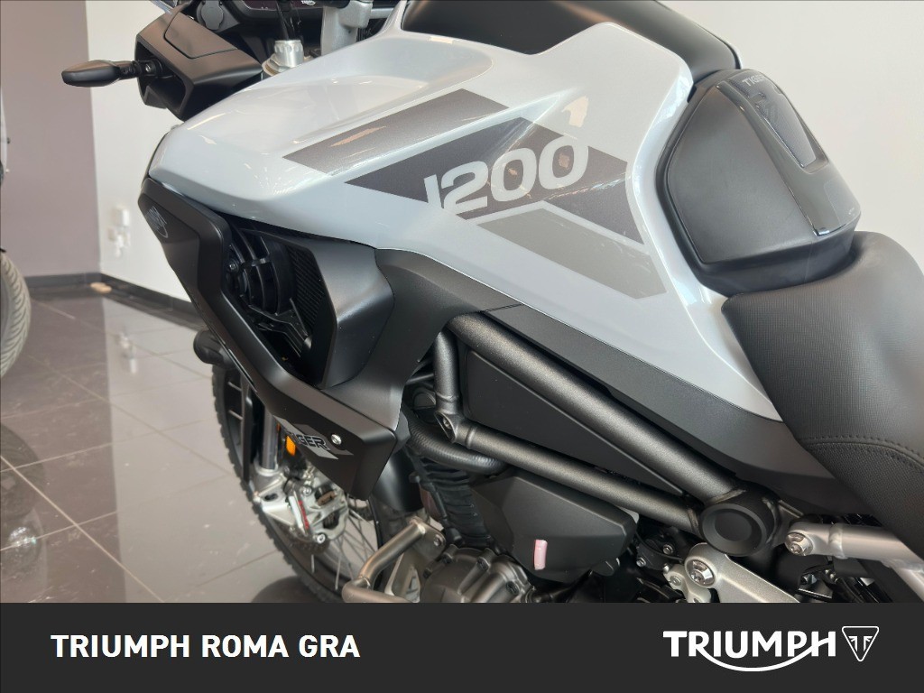 TRIUMPH Tiger 1200 Rally Pro Abs