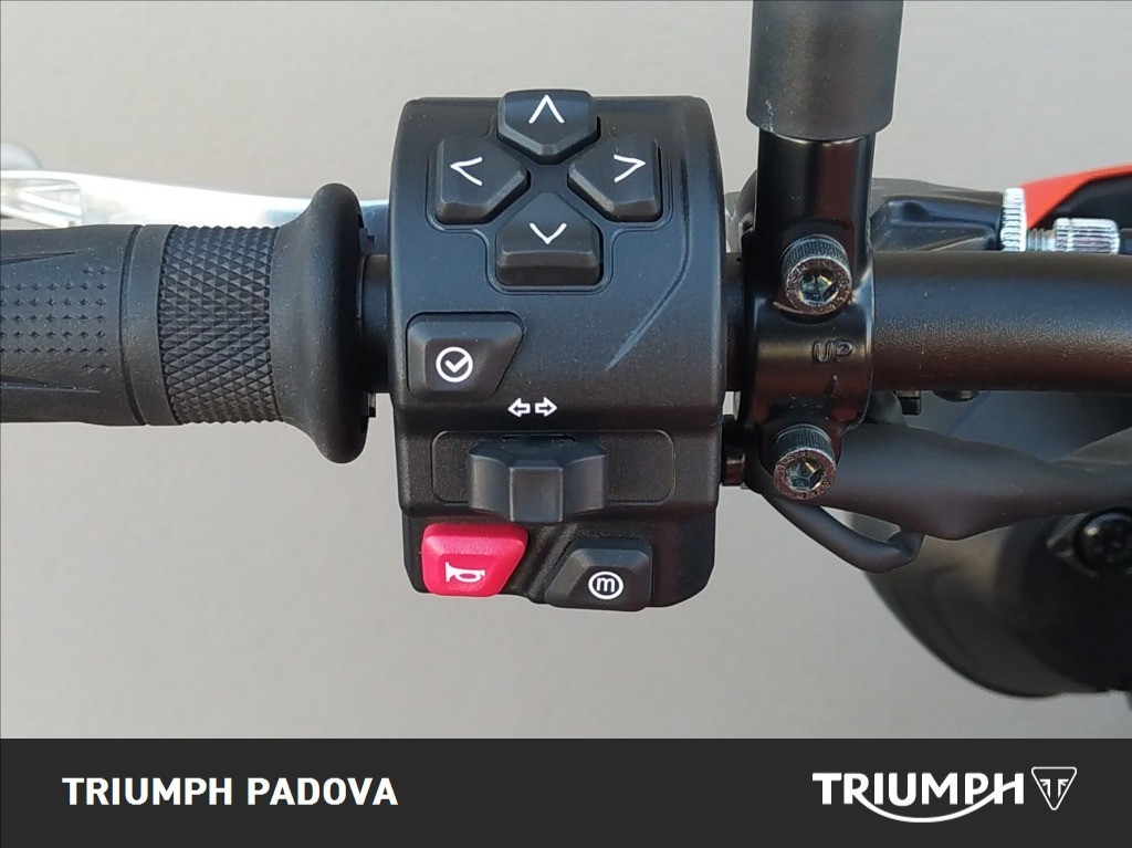 TRIUMPH Street Triple 765 R