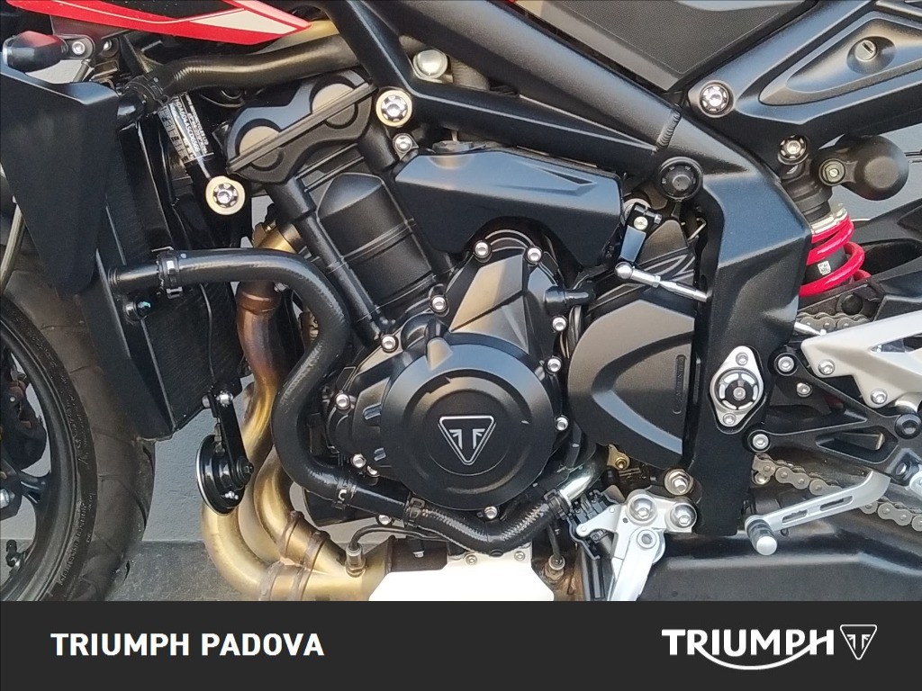 TRIUMPH Street Triple 765 R