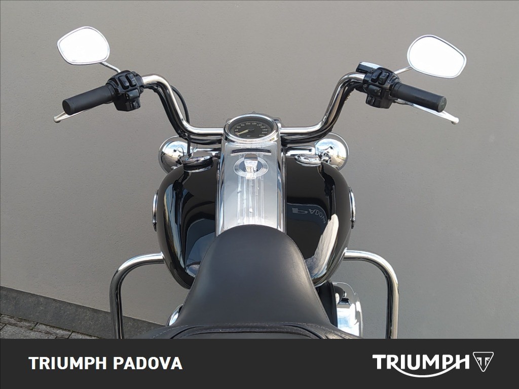 HARLEY DAVIDSON Road King 1584 FLHRC  Classic