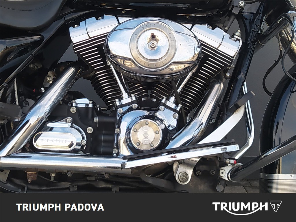 HARLEY DAVIDSON Road King 1584 FLHRC  Classic