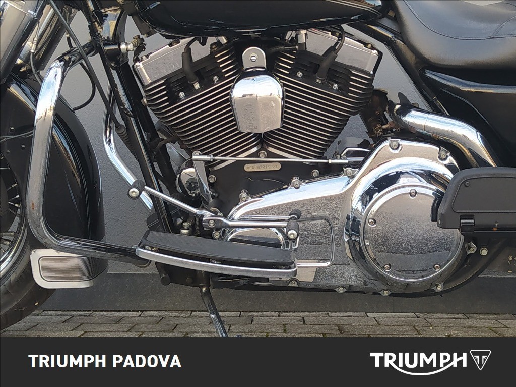 HARLEY DAVIDSON Road King 1584 FLHRC  Classic