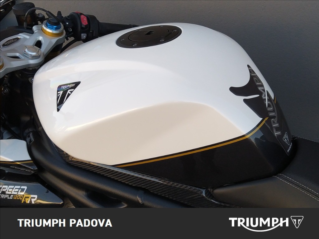 TRIUMPH Speed Triple 1200 RR Abs #8