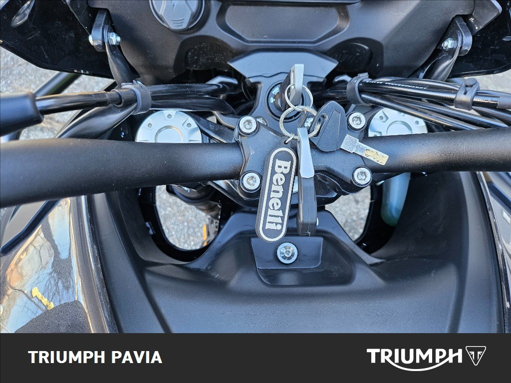 BENELLI TRK 702 X abs