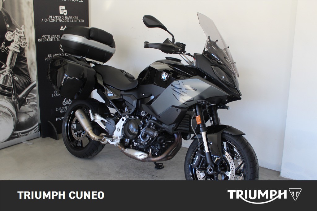 BMW F 900 XR Triple Black Abs