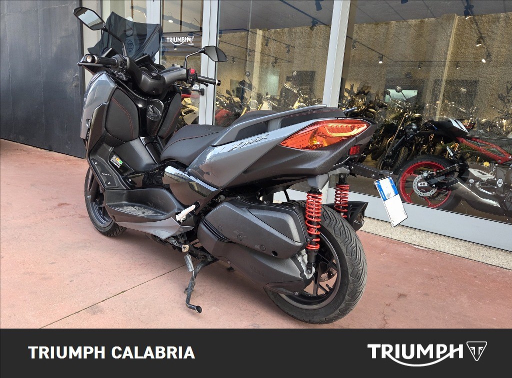 YAMAHA X-Max 300 Tech Max Abs