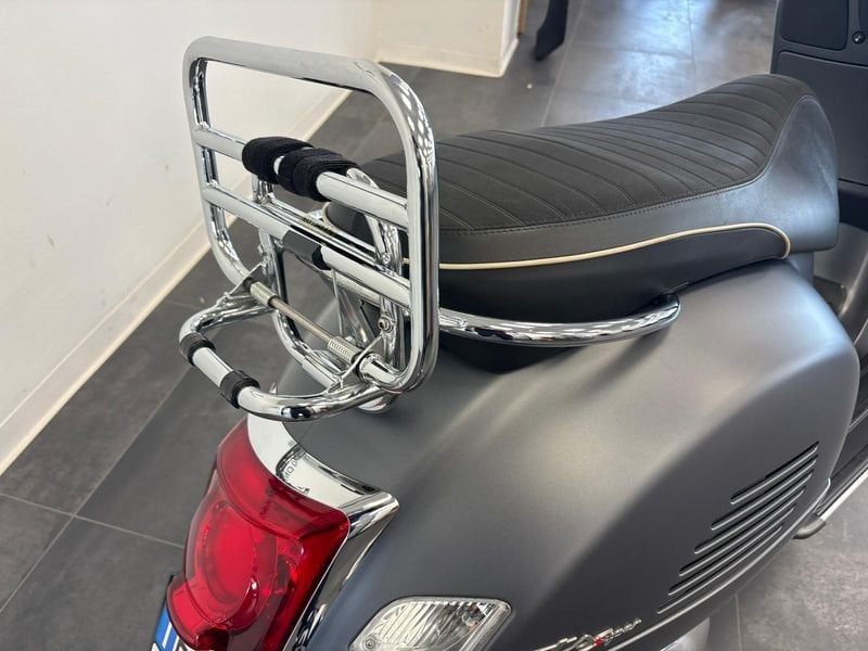 VESPA Vespa GTS 300 hpe Super Abs