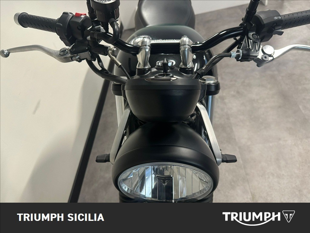TRIUMPH Speed Twin 900 Stealth Edition Abs