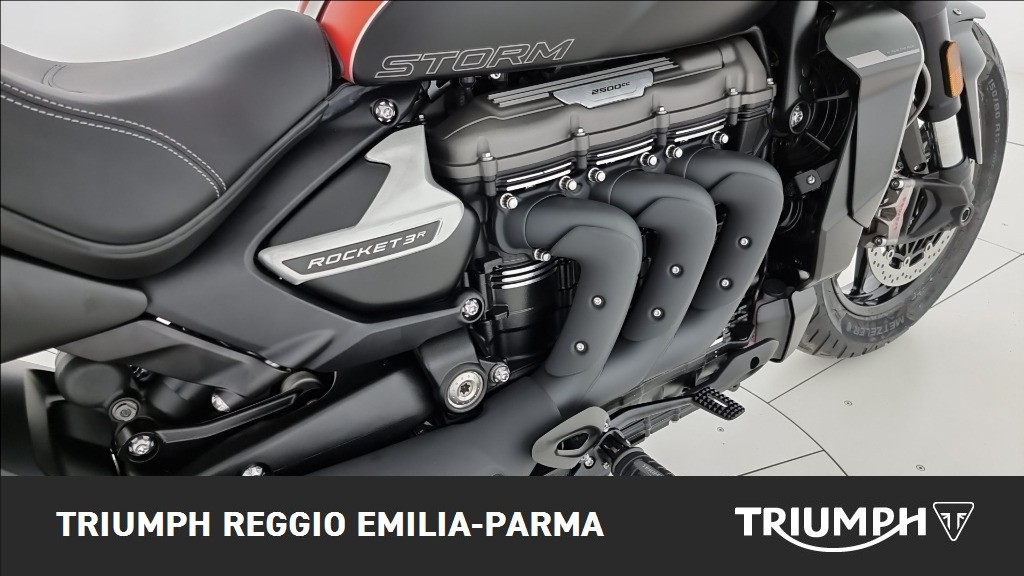 TRIUMPH Rocket III 2500 Storm R