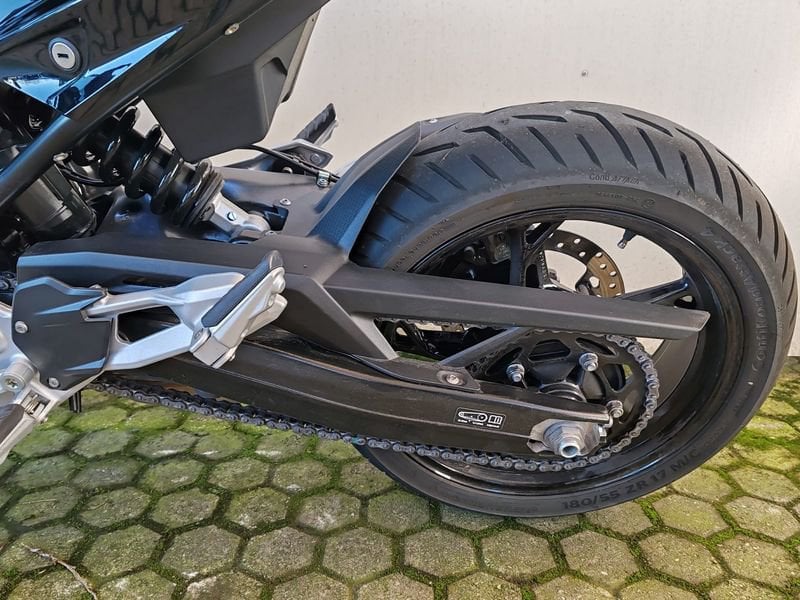 BMW F 900 XR Triple Black Abs