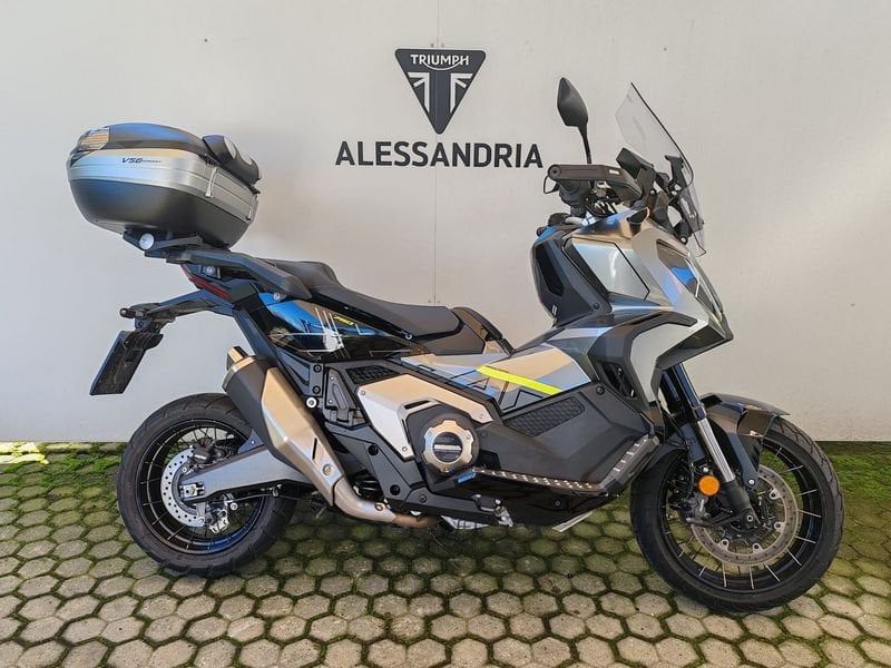 HONDA X-ADV 750 DCT Abs