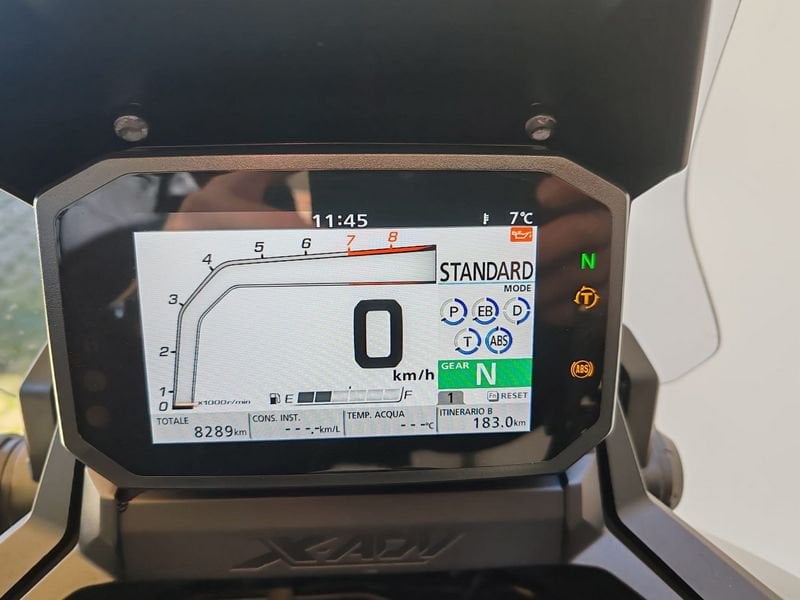 HONDA X-ADV 750 DCT Abs