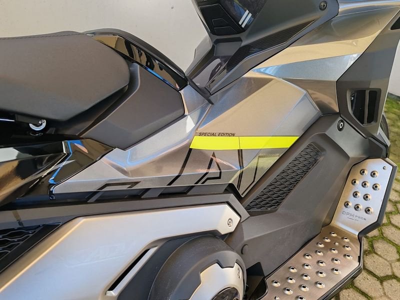 HONDA X-ADV 750 DCT Abs