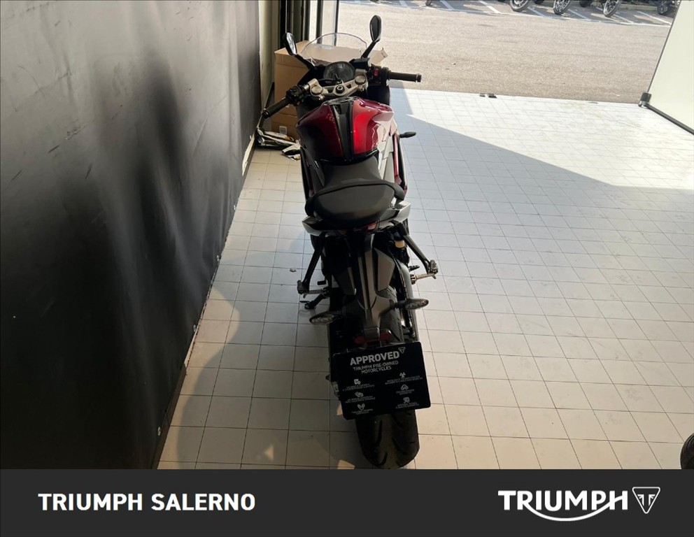 TRIUMPH Daytona 660 Abs