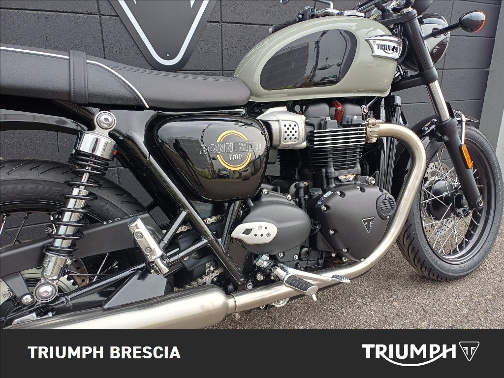 TRIUMPH Bonneville 900 T100 