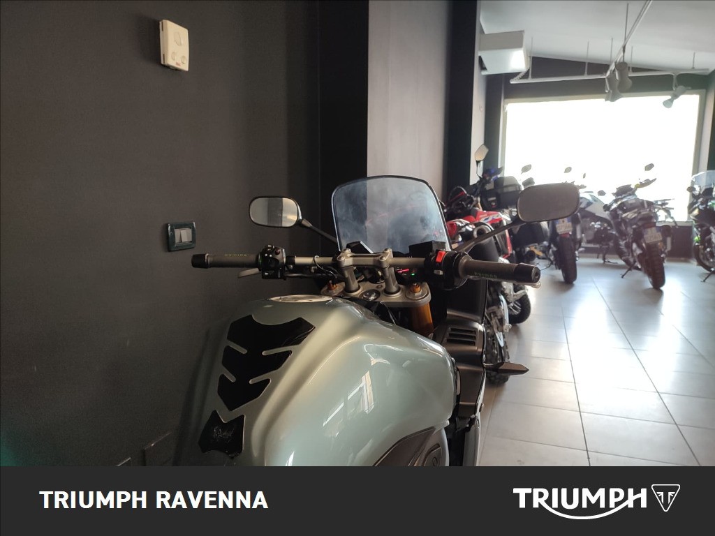 YAMAHA FZ1 1000 Fazer 