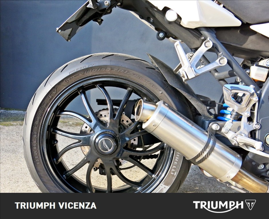 TRIUMPH Speed Triple 1050 