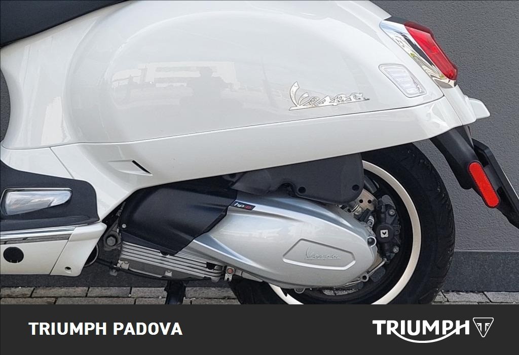VESPA Vespa GTS 300 hpe Super Abs