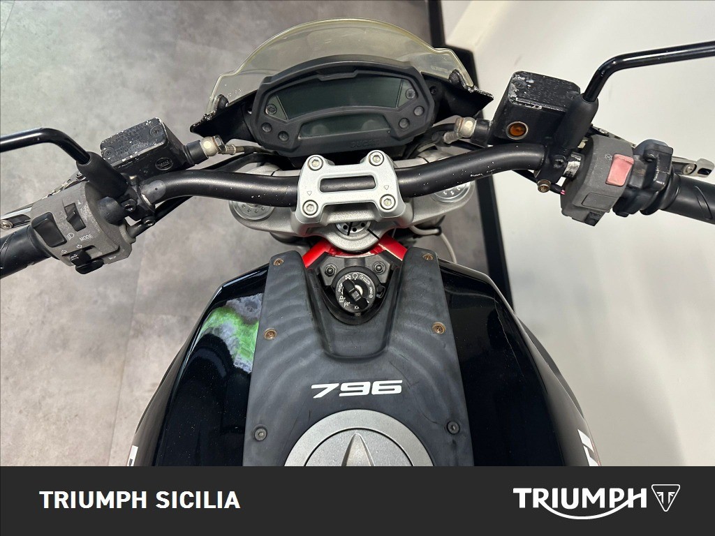 DUCATI Monster 796 