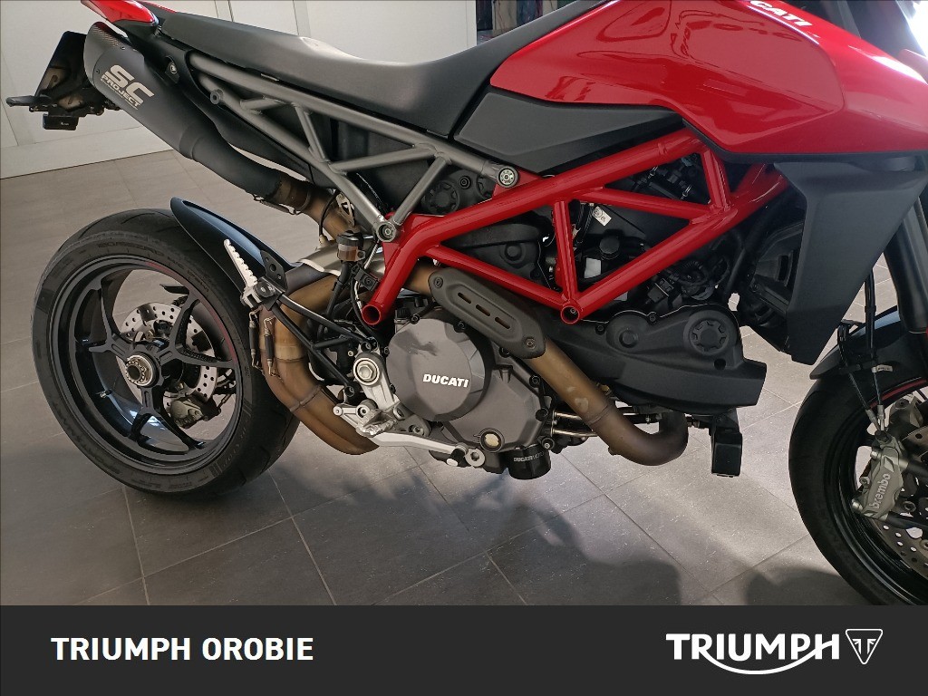 DUCATI Hypermotard 950 Red