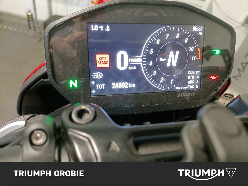 DUCATI Hypermotard 950 Red