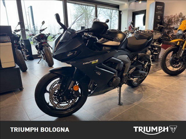 TRIUMPH Daytona 660 Abs