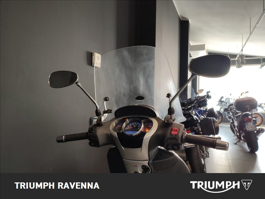 PIAGGIO Beverly 300 ie