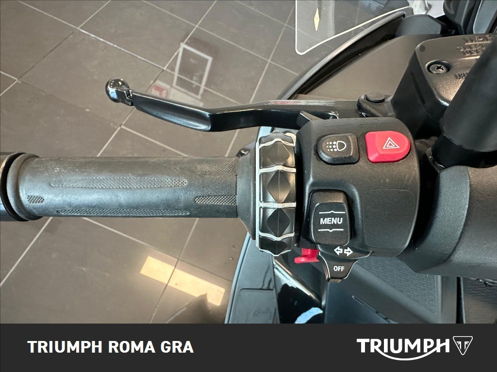 BMW C 400 GT Triple Black Abs