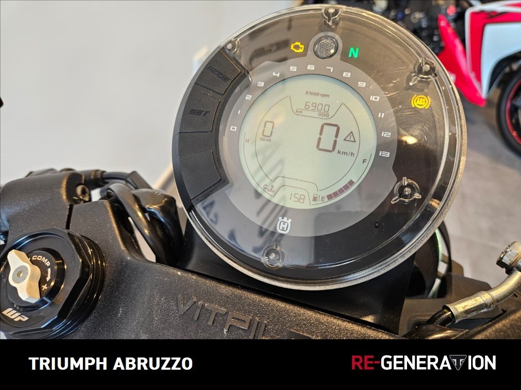 HUSQVARNA Vitpilen 401 4T