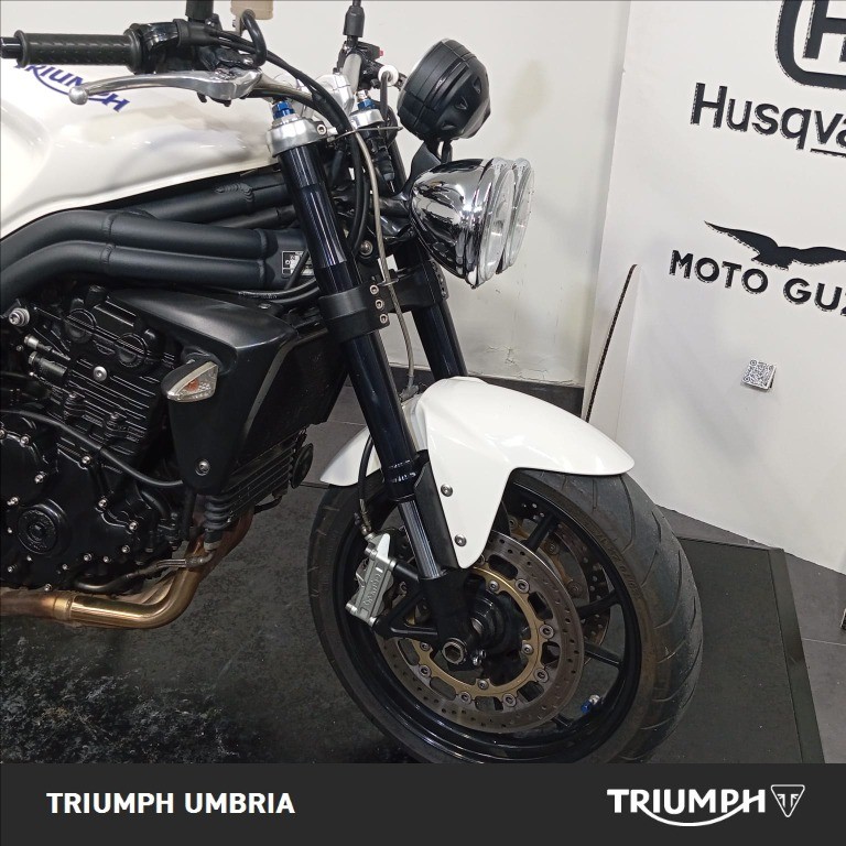 TRIUMPH Speed Triple 1050 